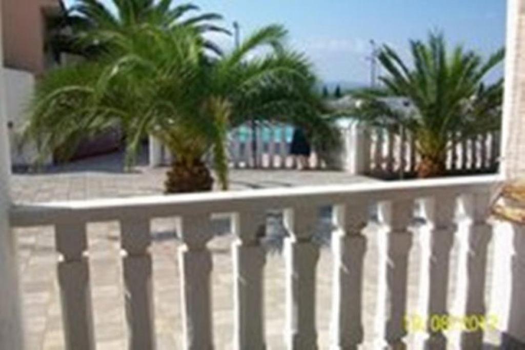 Appartamento Privato Adriatica Lesina Exterior photo