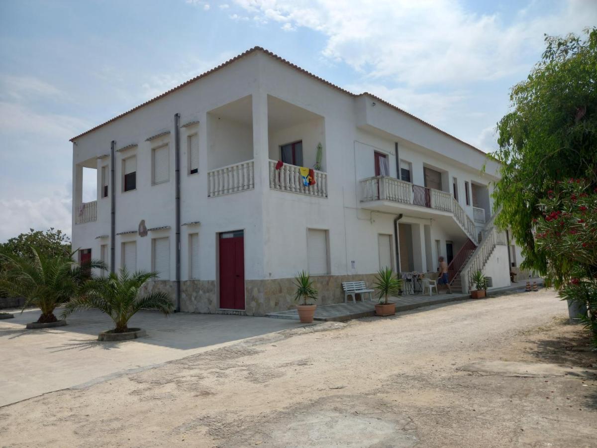 Appartamento Privato Adriatica Lesina Exterior photo