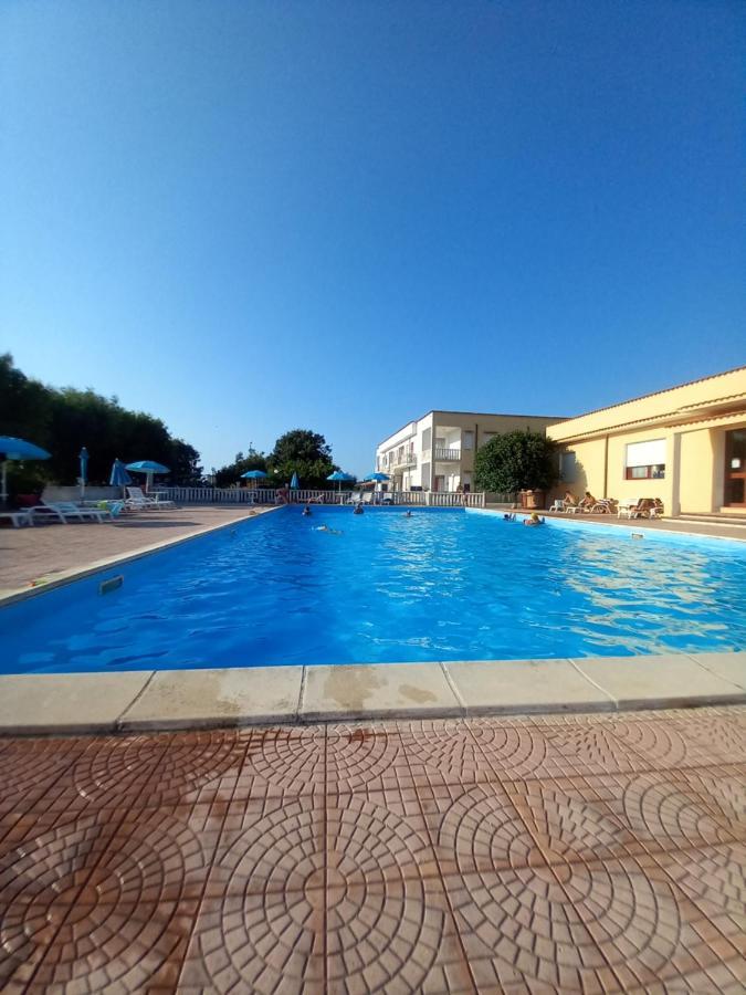Appartamento Privato Adriatica Lesina Exterior photo